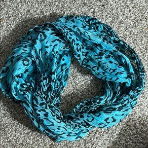 Leopard Print Teal Scarf 🍀